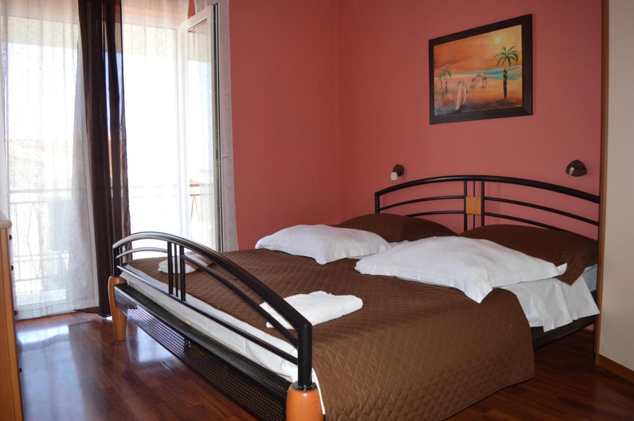 Goga Apartments Primošten Εξωτερικό φωτογραφία