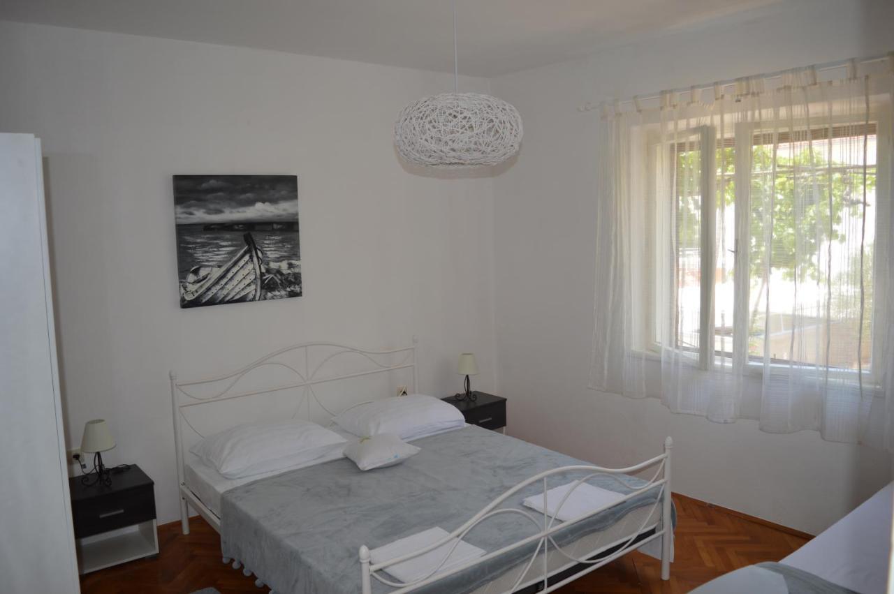 Goga Apartments Primošten Εξωτερικό φωτογραφία